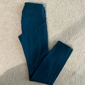Girls Athleta leggings